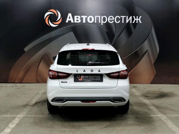 Lada (ВАЗ) Vesta I Рестайлинг (NG) с пробегом 2024 года, цена 1 264 000 рублей, 23271 км, универсал, Автокод Объявления