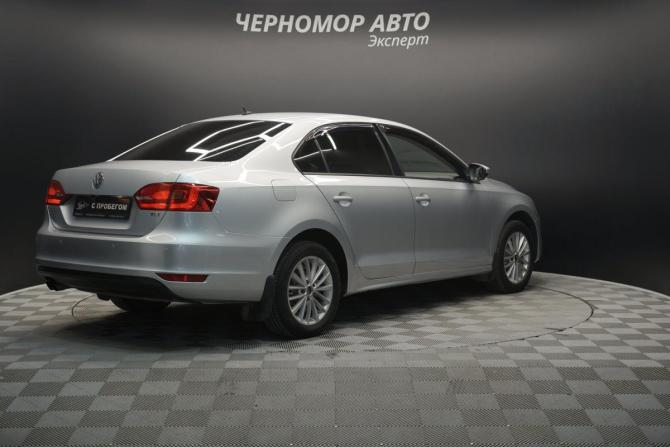 Volkswagen Jetta VI с пробегом 2013 года, цена 1 080 000 рублей, 233850 км, седан, Автокод Объявления