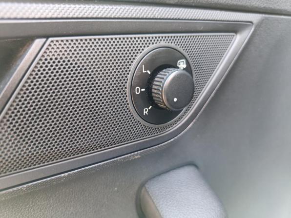 Skoda Fabia III с пробегом 2017 года, цена 852 800 рублей, 133377 км, универсал, Автокод Объявления