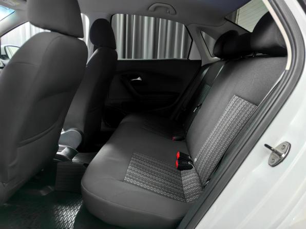 Volkswagen Polo V Рестайлинг с пробегом 2019 года, цена 875 000 рублей, 160052 км, седан, Автокод Объявления