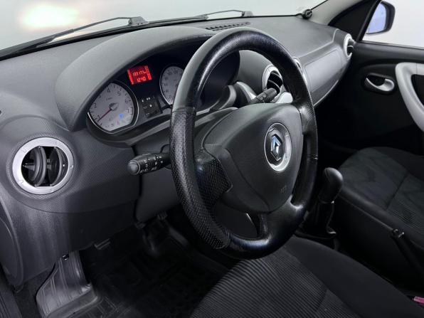 Renault Logan I Рестайлинг с пробегом 2011 года, цена 577 000 рублей, 131176 км, седан, Автокод Объявления