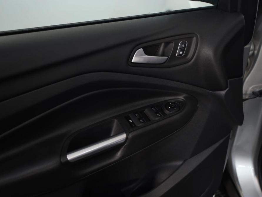 Ford Kuga II Рестайлинг Санкт-Петербург  - изображение 19