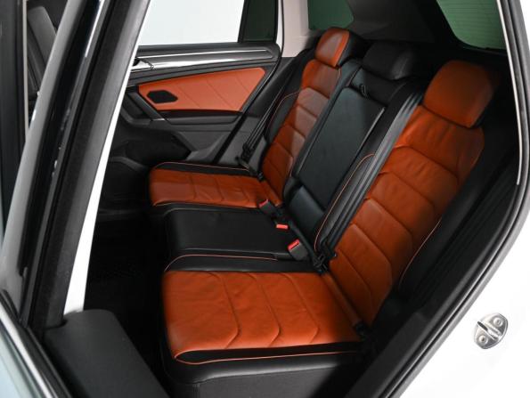 Volkswagen Tiguan II с пробегом 2017 года, цена 2 719 000 рублей, 77481 км, внедорожник, Автокод Объявления
