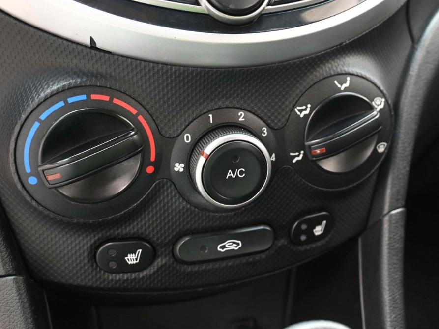 Hyundai Solaris I Рестайлинг Ростов-на-Дону  - изображение 15