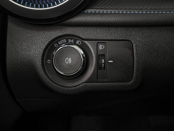 Chevrolet Monza II Рестайлинг с пробегом 2023 года, цена 1 696 000 рублей, 37605 км, седан, Автокод Объявления