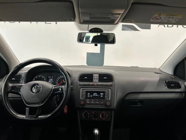 Volkswagen Polo V Рестайлинг с пробегом 2016 года, цена 919 000 рублей, 180711 км, седан, Автокод Объявления