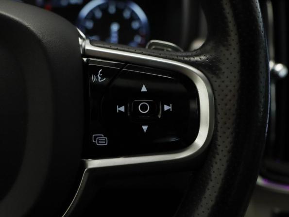 Volvo V90 Cross Country I с пробегом 2017 года, цена 3 349 000 рублей, 182340 км, универсал, Автокод Объявления