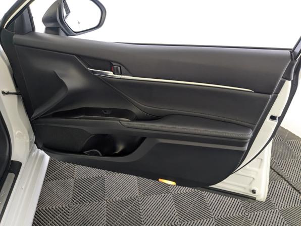 Toyota Camry VIII (XV70) Рестайлинг с пробегом 2021 года, цена 3 190 000 рублей, 47174 км, седан, Автокод Объявления