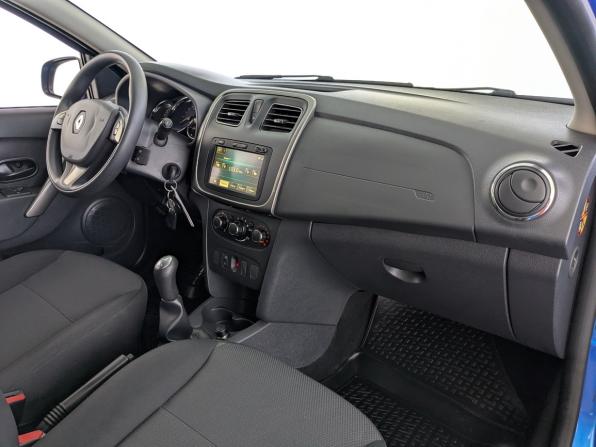 Renault Sandero II с пробегом 2014 года, цена 850 000 рублей, 53883 км, хэтчбек, Автокод Объявления