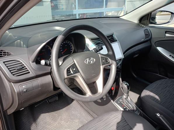 Hyundai Solaris I Рестайлинг с пробегом 2016 года, цена 1 077 777 рублей, 131417 км, седан, Автокод Объявления