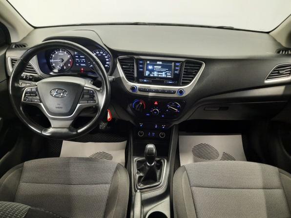 Hyundai Solaris II с пробегом 2018 года, цена 1 128 000 рублей, 105000 км, седан, Автокод Объявления