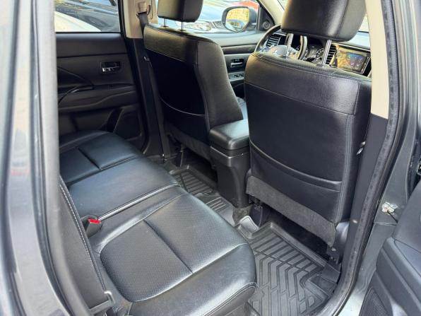 Mitsubishi Outlander III Рестайлинг 2 с пробегом 2018 года, цена 2 199 000 рублей, 107000 км, внедорожник, Автокод Объявления