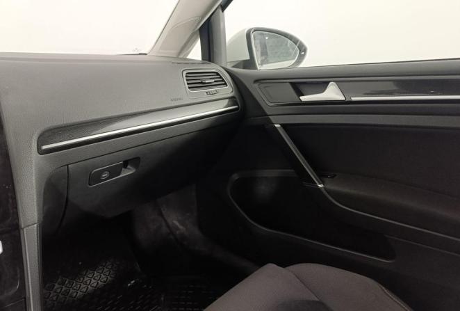 Volkswagen Golf VII с пробегом 2015 года, цена 1 100 000 рублей, 310100 км, хэтчбек, Автокод Объявления