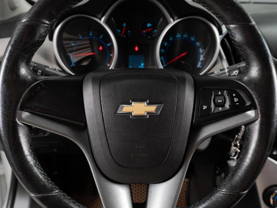 Chevrolet Cruze I Рестайлинг Тюмень  - изображение 12