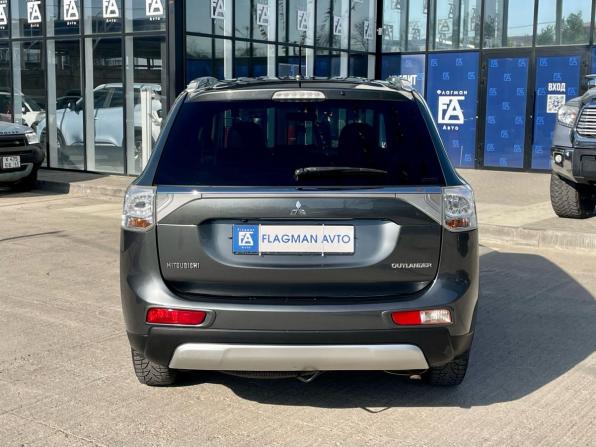 Mitsubishi Outlander III с пробегом 2014 года, цена 1 550 000 рублей, 181108 км, внедорожник, Автокод Объявления