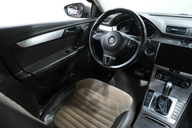 Volkswagen Passat B7 с пробегом 2011 года, цена 999 000 рублей, 371000 км, седан, Автокод Объявления