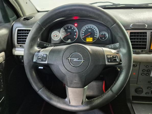 Opel Vectra C Рестайлинг с пробегом 2006 года, цена 340 000 рублей, 304370 км, седан, Автокод Объявления