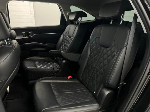Kia Sorento IV с пробегом 2021 года, цена 3 480 000 рублей, 120000 км, внедорожник, Автокод Объявления