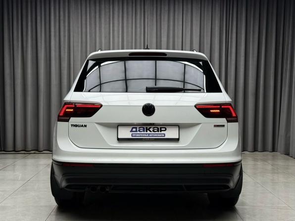 Volkswagen Tiguan II с пробегом 2018 года, цена 2 999 000 рублей, 112820 км, внедорожник, Автокод Объявления