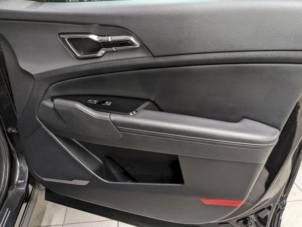 Kia Sportage V с пробегом 2022 года, цена 3 490 000 рублей, 52300 км, внедорожник, Автокод Объявления
