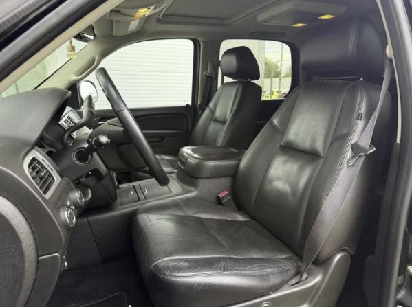Chevrolet Tahoe III с пробегом 2011 года, цена 1 690 000 рублей, 215052 км, внедорожник, Автокод Объявления