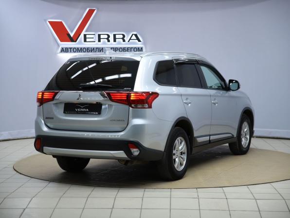 Mitsubishi Outlander III Рестайлинг 2 с пробегом 2018 года, цена 1 920 000 рублей, 173437 км, внедорожник, Автокод Объявления