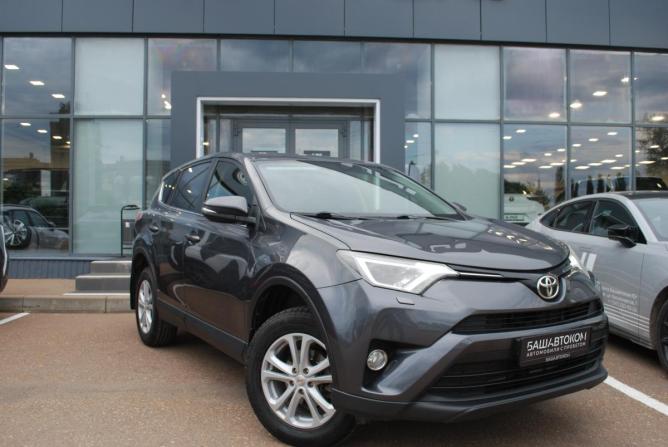 Toyota RAV4 IV (XA40) с пробегом 2015 года, цена 1 980 000 рублей, 138000 км, внедорожник, Автокод Объявления