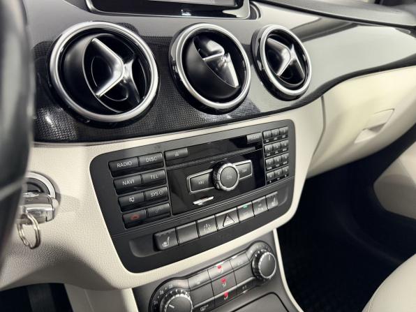 Mercedes-Benz B-Класс II (W246) с пробегом 2013 года, цена 1 390 000 рублей, 94507 км, хэтчбек, Автокод Объявления