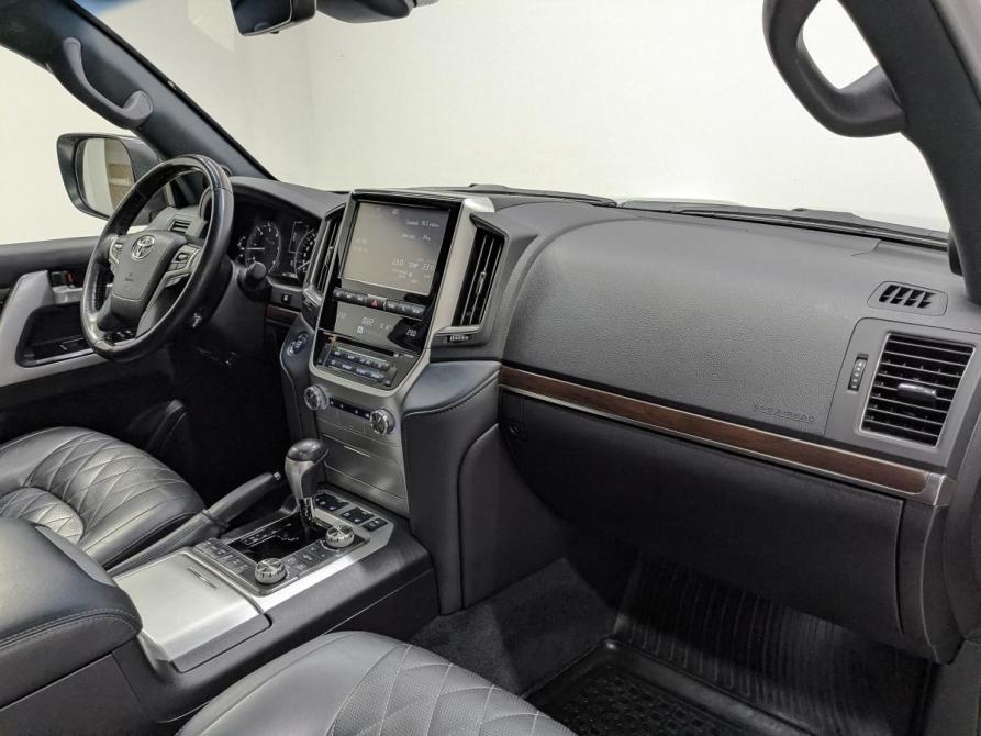 Toyota Land Cruiser 200 Series Рестайлинг 2 Москва  - изображение 13