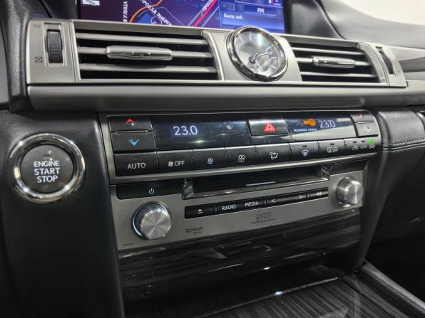 Lexus LS IV Рестайлинг 2 с пробегом 2014 года, цена 2 950 000 рублей, 160000 км, седан, Автокод Объявления