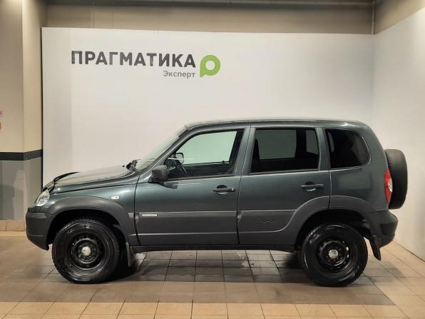 Chevrolet Niva I Рестайлинг с пробегом 2018 года, цена 625 000 рублей, 136000 км, внедорожник, Автокод Объявления