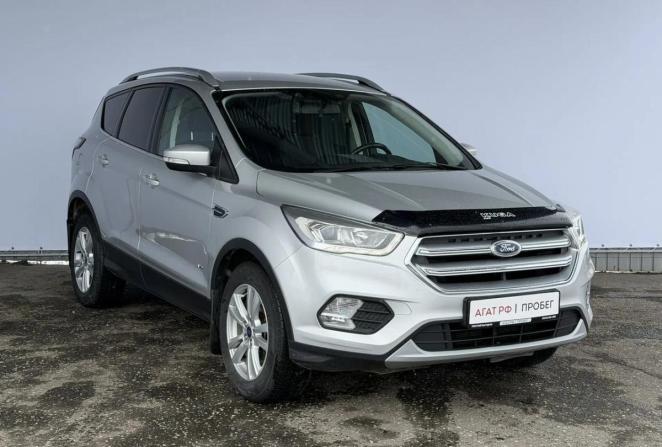 Ford Kuga II Рестайлинг с пробегом 2019 года, цена 1 645 000 рублей, 181290 км, внедорожник, Автокод Объявления
