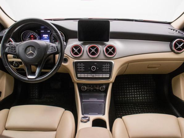 Mercedes-Benz GLA I (X156) Рестайлинг с пробегом 2019 года, цена 2 470 000 рублей, 126581 км, внедорожник, Автокод Объявления