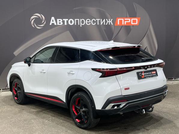 Omoda C5 I с пробегом 2023 года, цена 1 695 000 рублей, 46700 км, внедорожник, Автокод Объявления