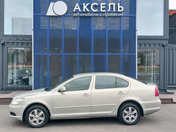 Skoda Octavia II (A5) Рестайлинг с пробегом 2013 года, цена 831 000 рублей, 185000 км, лифтбек, Автокод Объявления