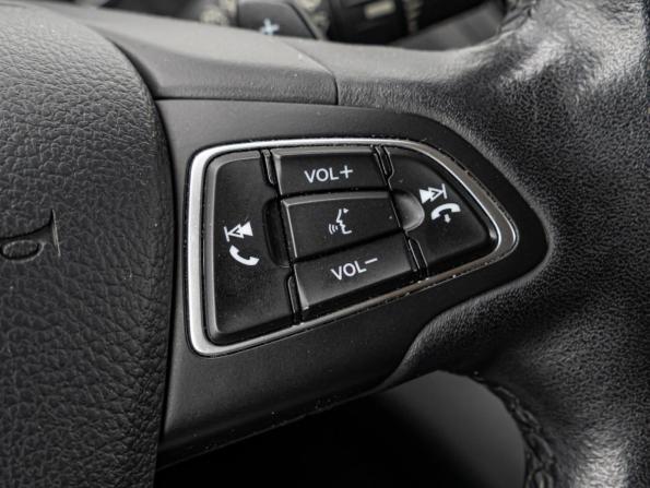 Ford Kuga II Рестайлинг с пробегом 2018 года, цена 1 688 000 рублей, 180327 км, внедорожник, Автокод Объявления