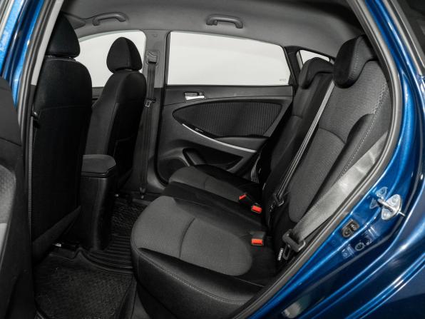 Hyundai Solaris I Рестайлинг с пробегом 2015 года, цена 849 500 рублей, 208845 км, хэтчбек, Автокод Объявления