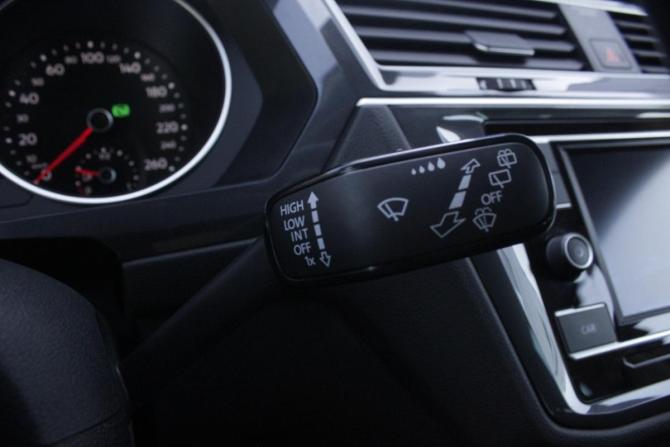 Volkswagen Tiguan II с пробегом 2018 года, цена 2 130 000 рублей, 147857 км, внедорожник, Автокод Объявления
