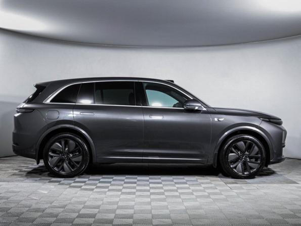 Li Auto (Lixiang) L7 I Рестайлинг с пробегом 2024 года, цена 6 650 000 рублей, 48894 км, внедорожник, Автокод Объявления