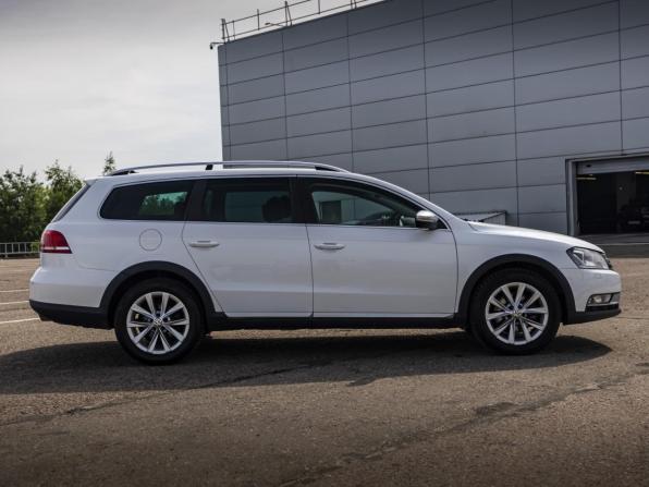Volkswagen Passat B7 с пробегом 2012 года, цена 1 498 000 рублей, 177000 км, универсал, Автокод Объявления