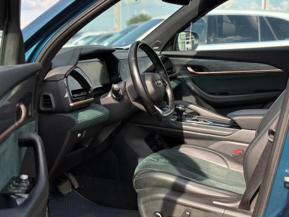 Geely Monjaro I с пробегом 2023 года, цена 2 600 000 рублей, 160907 км, внедорожник, Автокод Объявления