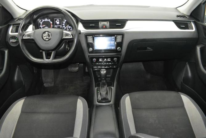 Skoda Rapid I Рестайлинг с пробегом 2019 года, цена 1 338 000 рублей, 144000 км, лифтбек, Автокод Объявления
