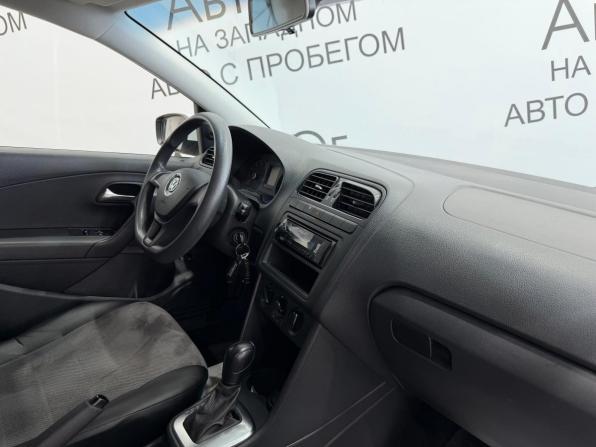 Volkswagen Polo V Рестайлинг с пробегом 2017 года, цена 1 125 000 рублей, 84247 км, седан, Автокод Объявления