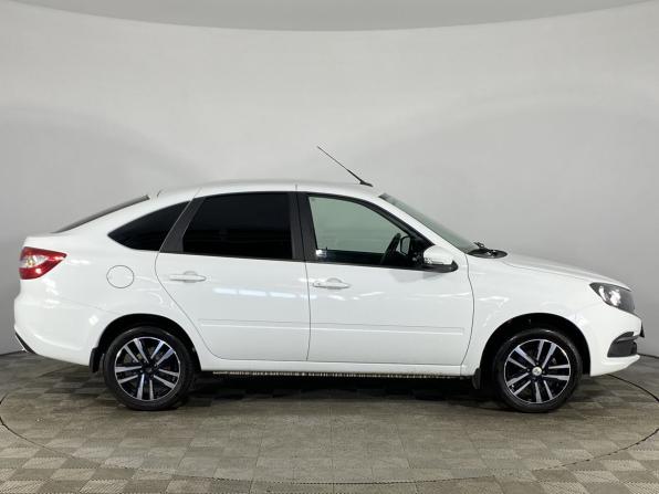 Lada (ВАЗ) Granta I Рестайлинг с пробегом 2023 года, цена 880 000 рублей, 29301 км, лифтбек, Автокод Объявления