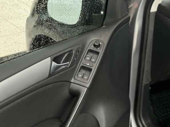 Volkswagen Golf VI с пробегом 2011 года, цена 695 000 рублей, 158531 км, хэтчбек, Автокод Объявления
