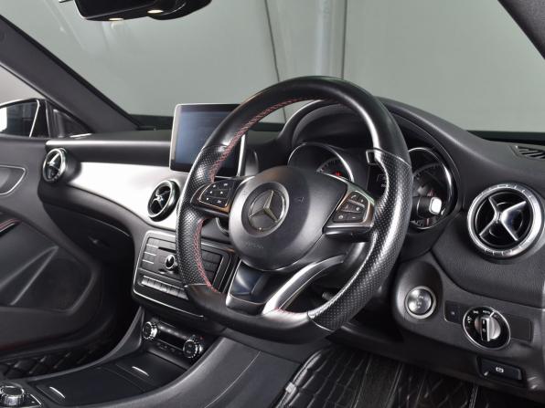 Mercedes-Benz CLA I (C117 X117) с пробегом 2015 года, цена 1 514 995 рублей, 55689 км, седан, Автокод Объявления