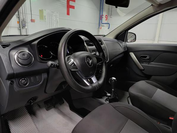 Renault Logan II Рестайлинг с пробегом 2020 года, цена 1 015 000 рублей, 71874 км, седан, Автокод Объявления