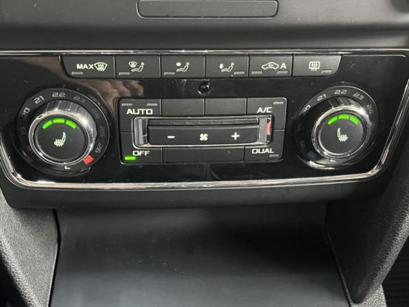 Skoda Superb II Рестайлинг с пробегом 2014 года, цена 1 275 000 рублей, 168101 км, лифтбек, Автокод Объявления