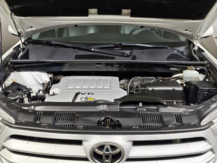 Toyota Highlander II (XU40) Рестайлинг Москва  - изображение 11