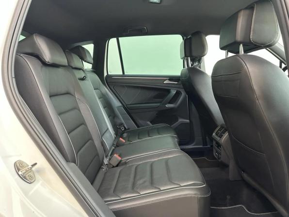Volkswagen Tiguan II Рестайлинг с пробегом 2021 года, цена 3 390 000 рублей, 54101 км, внедорожник, Автокод Объявления